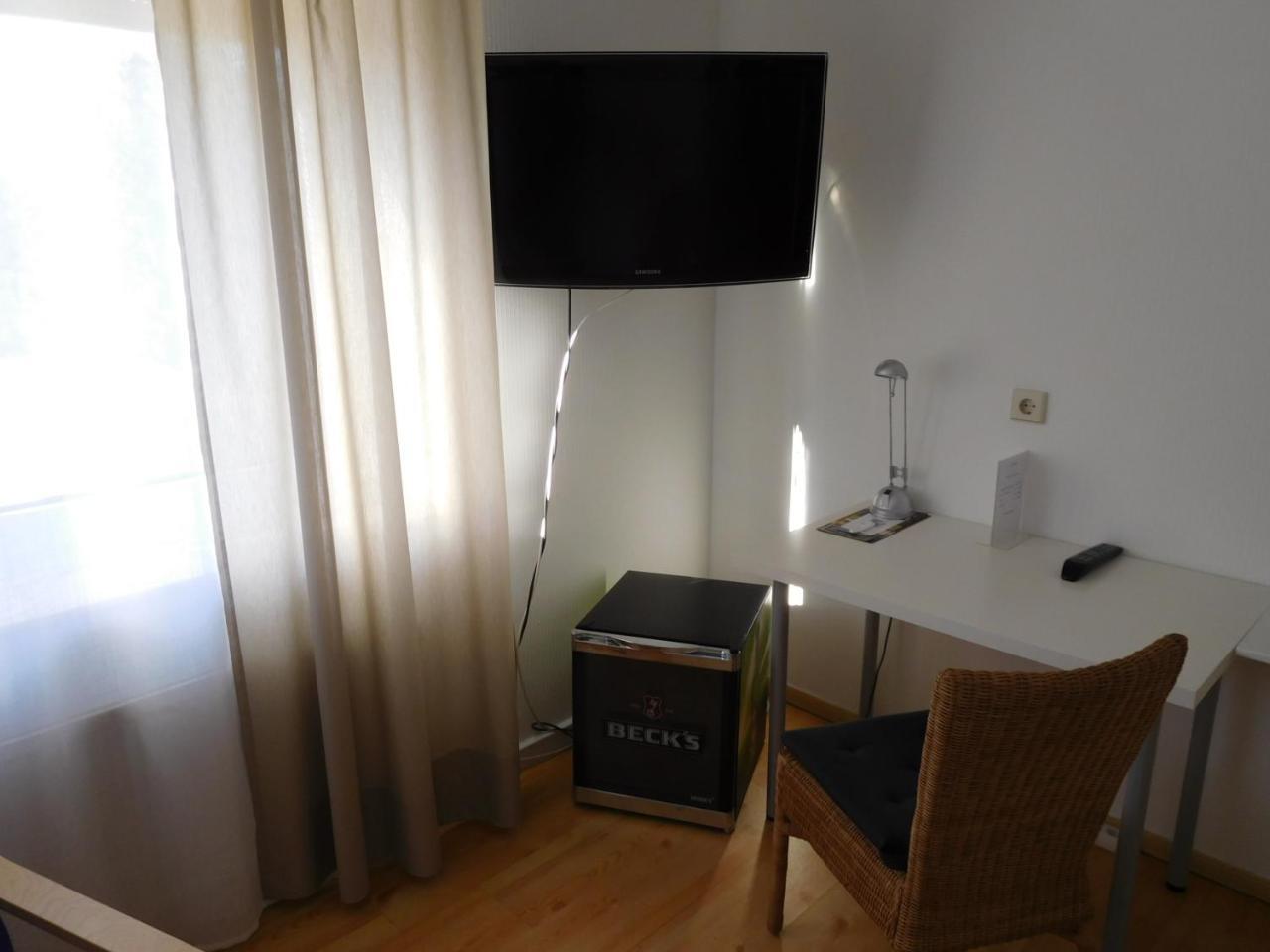 Arkadia Hotel Burgwedel  Zewnętrze zdjęcie